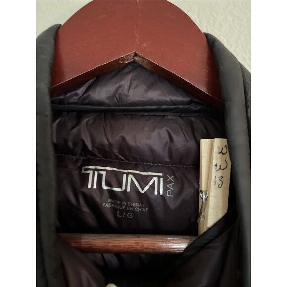 Vest - Picture 4 of 14